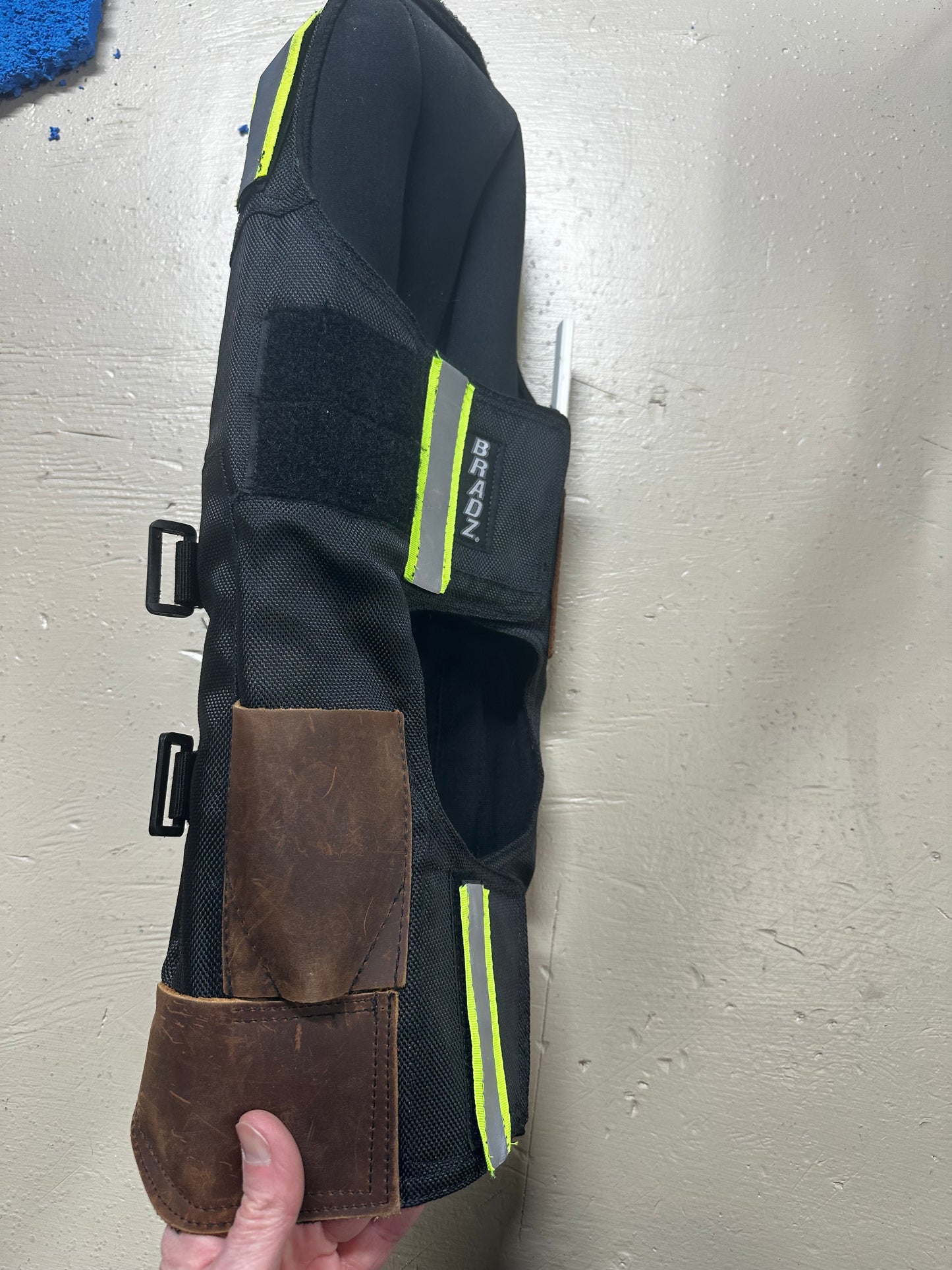 All Day Comfort Bradz Self-Supporting Kneepads
